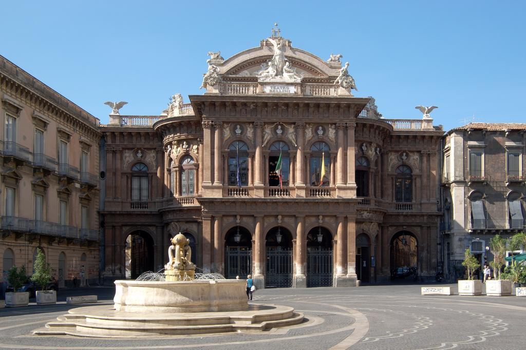 Appartamento Al Teatro Massimo CTA Exterior foto